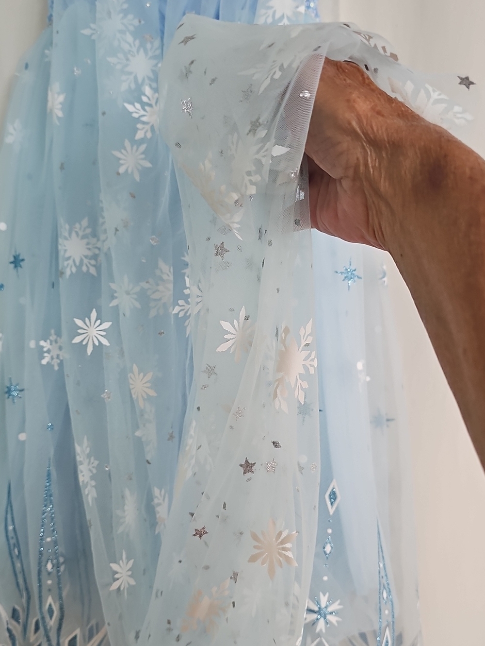 Beautiful Girls Light Blue Frozen-Style Princess Costume Dress - Picture 6 of 8
